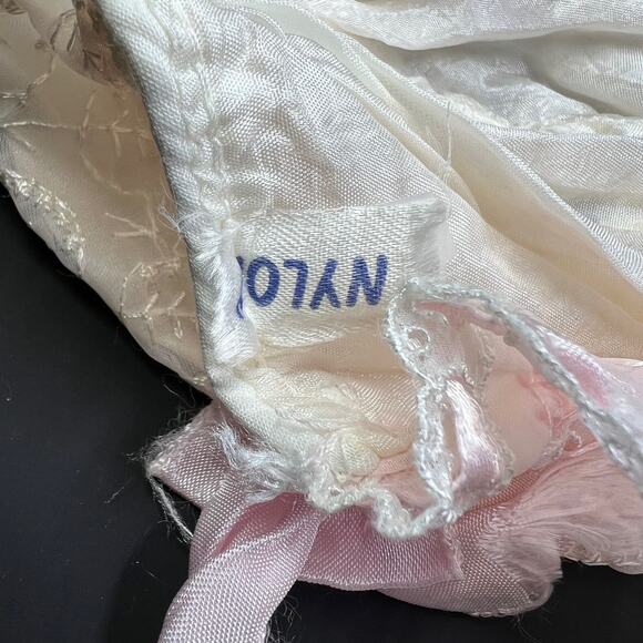 Vintage Baby Bonnet with Wired Rim White and Pink - Picture 4 of 4